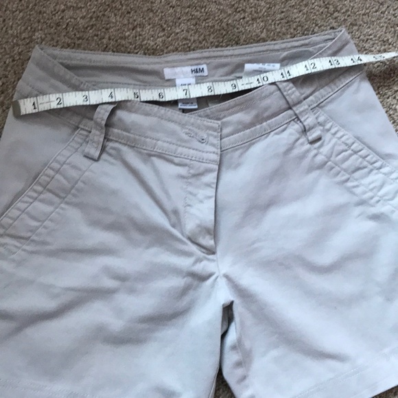 H&M khaki shorts, 14 inch waist more like size 2 - Picture 7 of 7